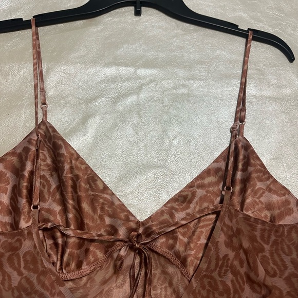 Victoria's Secret Brown Patterned Camisole - Picture 5 of 8